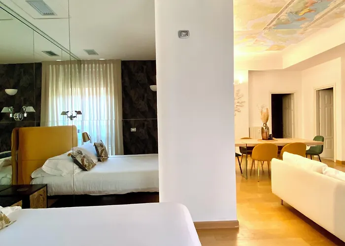 Intomilan Galleria Duomo I Boutique & Design Aparthotel