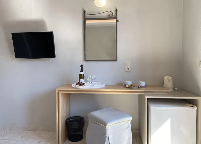 Louvre Hotel