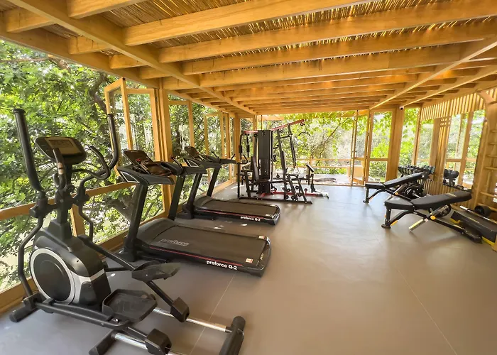 Pilos Suites