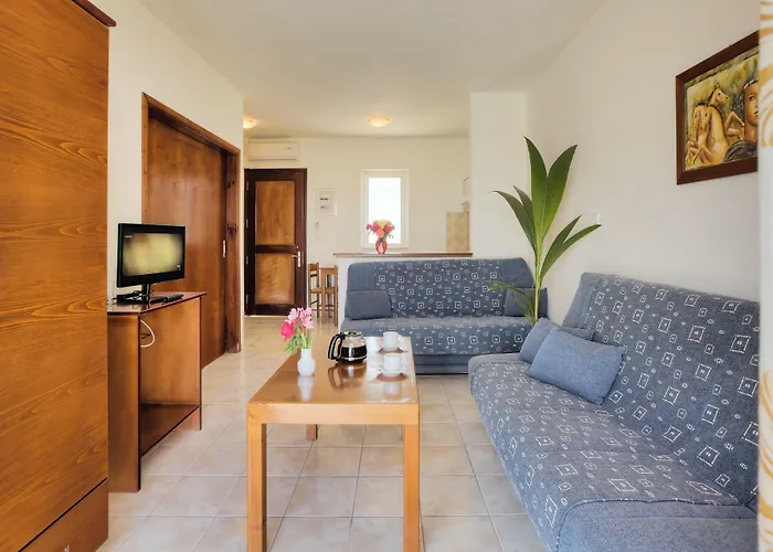 Corali Hotel