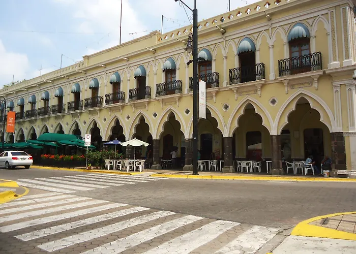 Hotel Concierge Plaza Colima