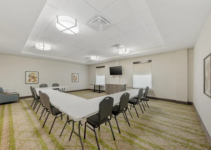 Best Western Green Oak Inn & Suites