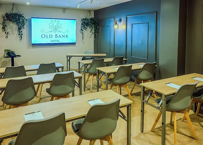 Old Bank Hotel - Lion Roars Hotels & Lodges