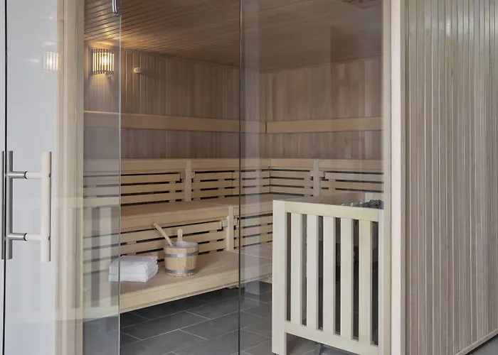 Courtyard By Marriott Hamburg City