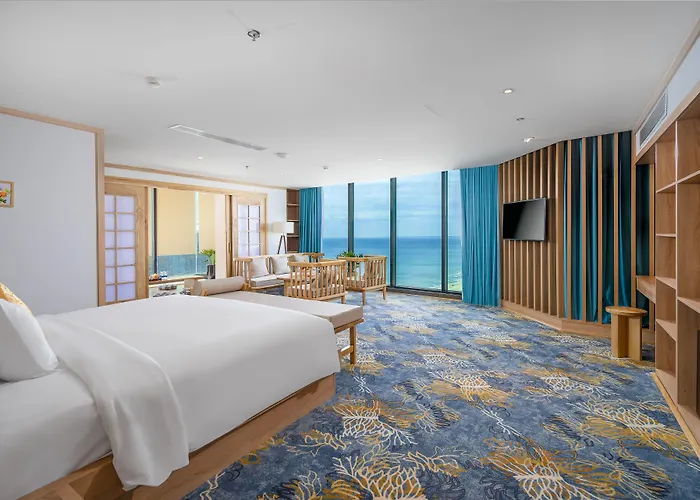 Sala Danang Beach Hotel
