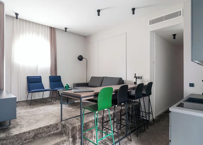 Manda Heritage Hotel