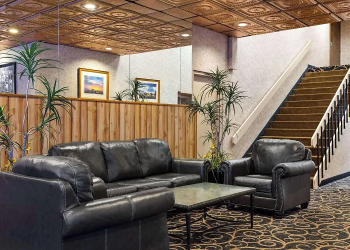 Super 8 By Wyndham Fallon