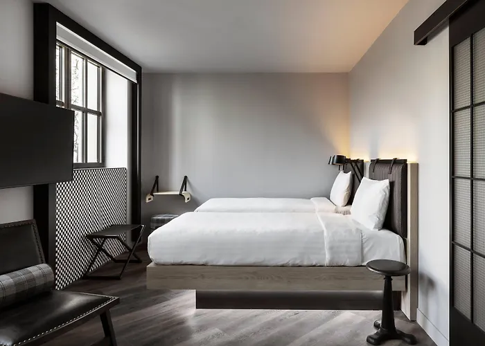 Moxy Lille City