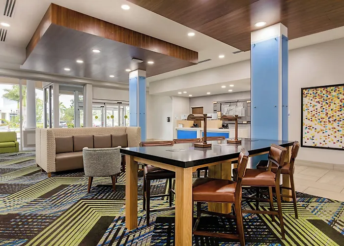 Holiday Inn Express & Suites - Miramar By Ihg