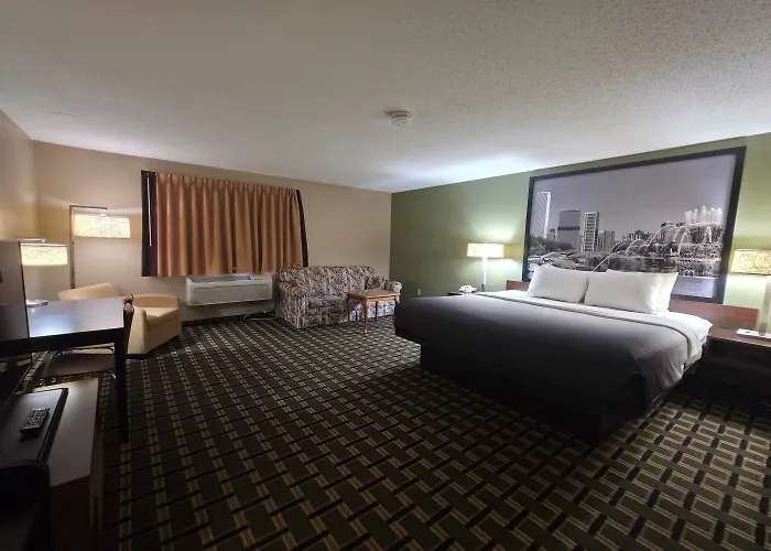 Super 8 By Wyndham Coshocton Roscoe Village