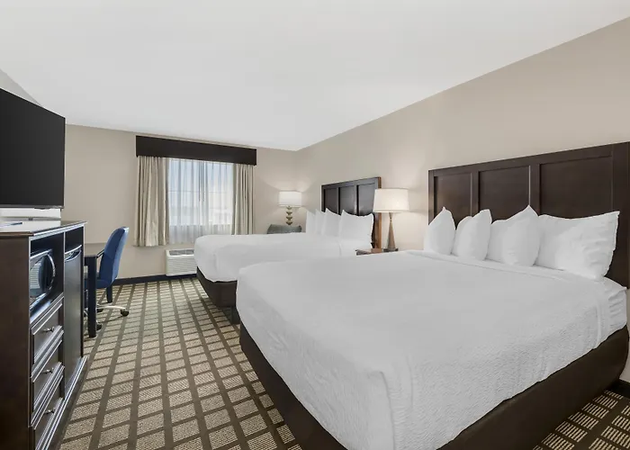 Best Western North Bryant Inn