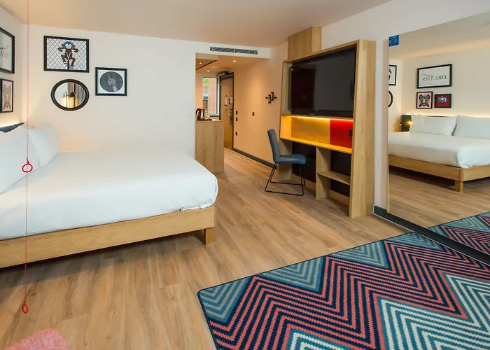 Hampton By Hilton London Park Royal