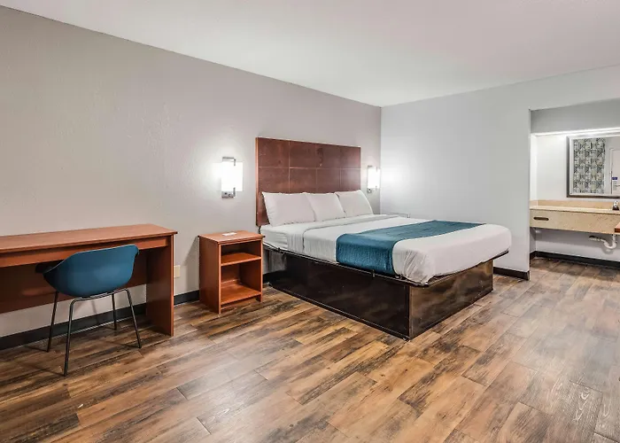 Motel 6-Tupelo, Ms - Downtown