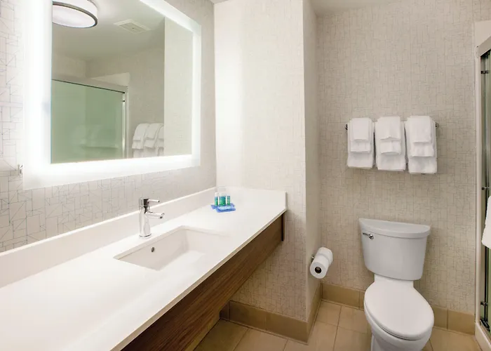 Holiday Inn Express & Suites Gulf Breeze - Pensacola Area By Ihg