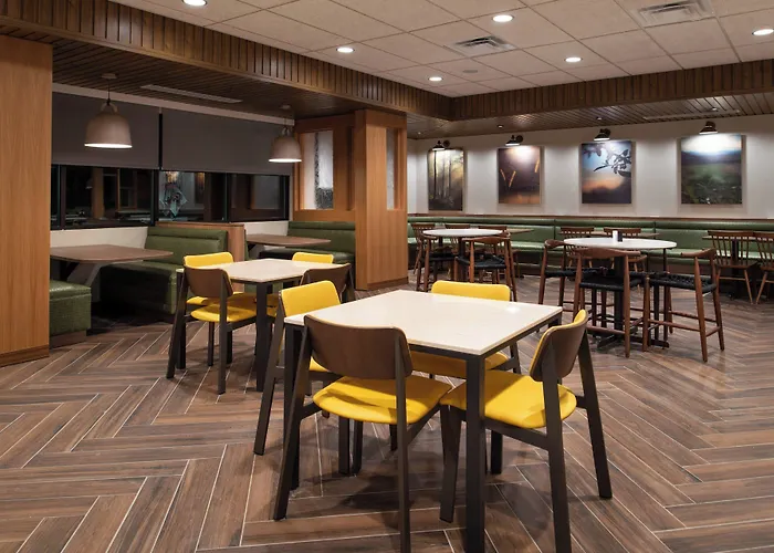 Fairfield Inn & Suites By Marriott Canton
