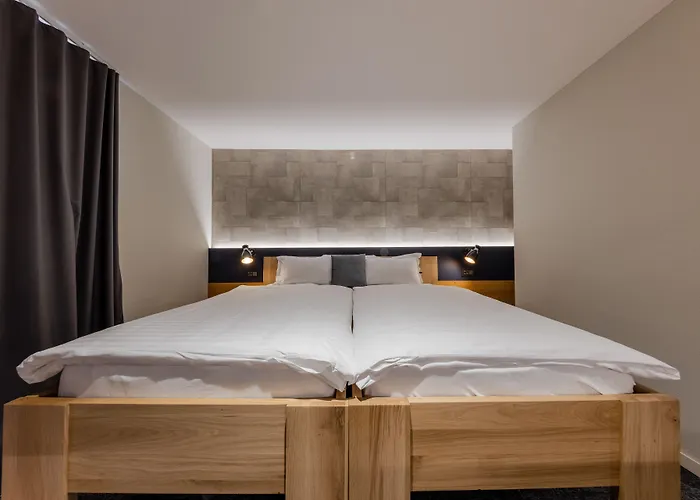 Villars Lodge