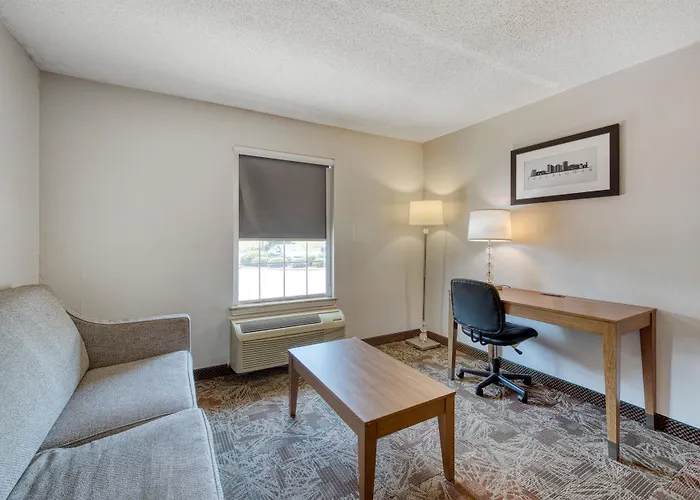 Surestay Hotel By Best Western Tuscaloosa Southeast