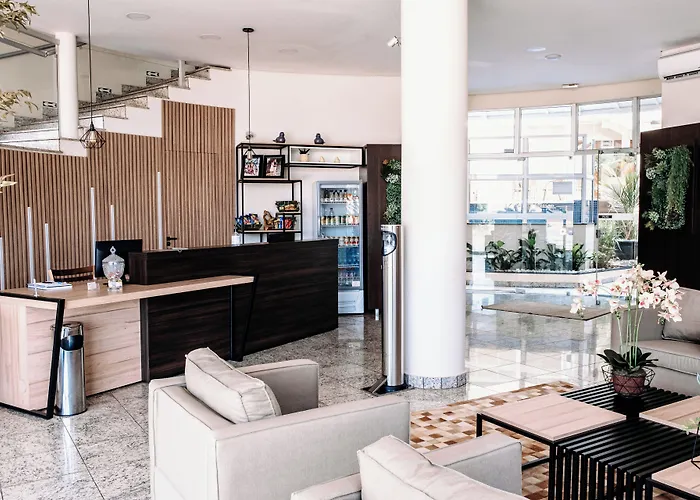Ferian Plaza Hotel