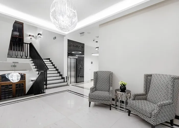 Grand Park Hotel