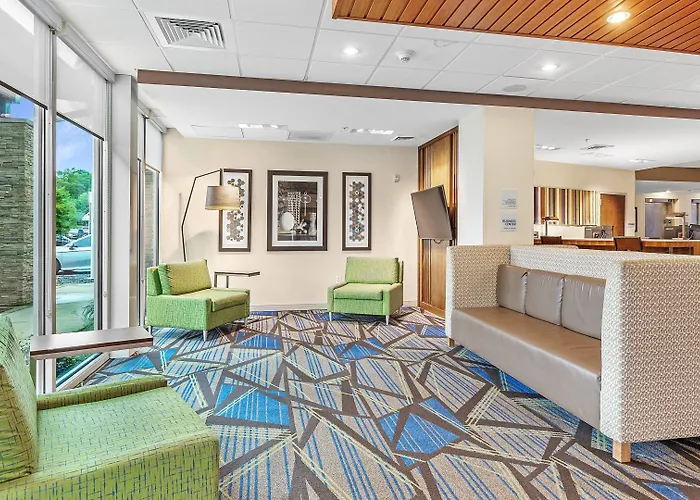 Holiday Inn Express & Suites Mobile - University Area By Ihg