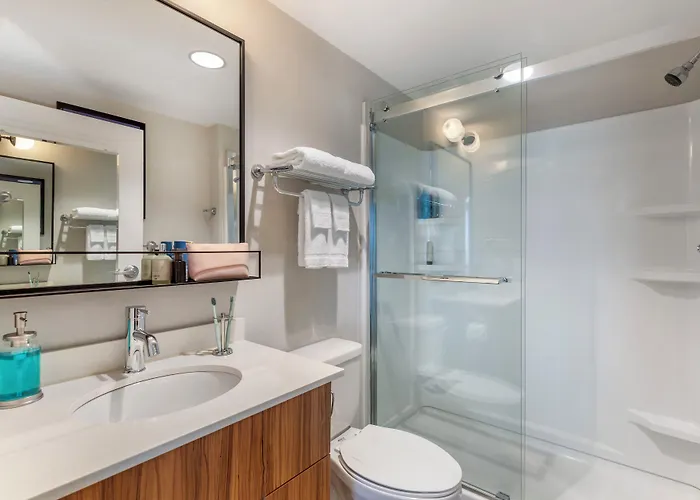 Uptown Suites Extended Stay Denver Co -Westminster
