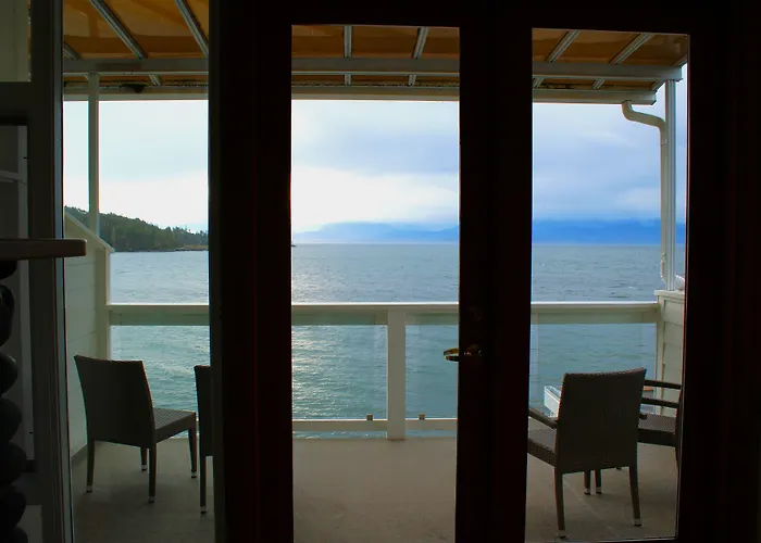 Sooke Harbour House