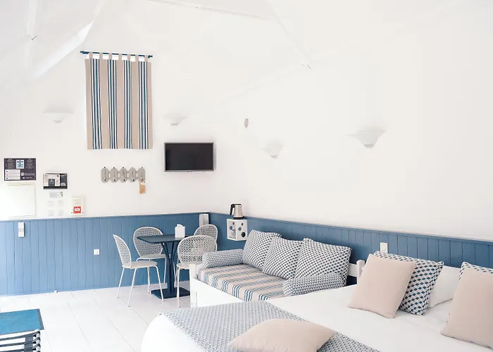 Hotel Les Agapanthes-Logis Hotel