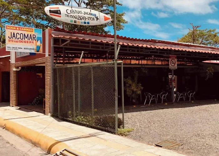Hotel Cabinas Jacomar