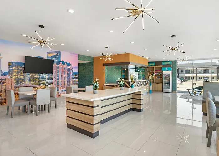 Clarion Pointe Spring - Houston North