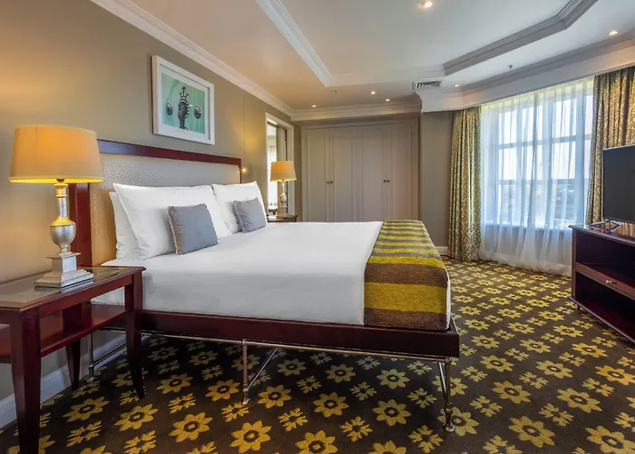 Hemingways Hotel
