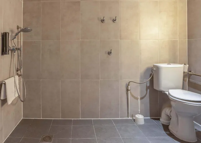 B&B Hotel Valenciennes Sud 3 Etoiles