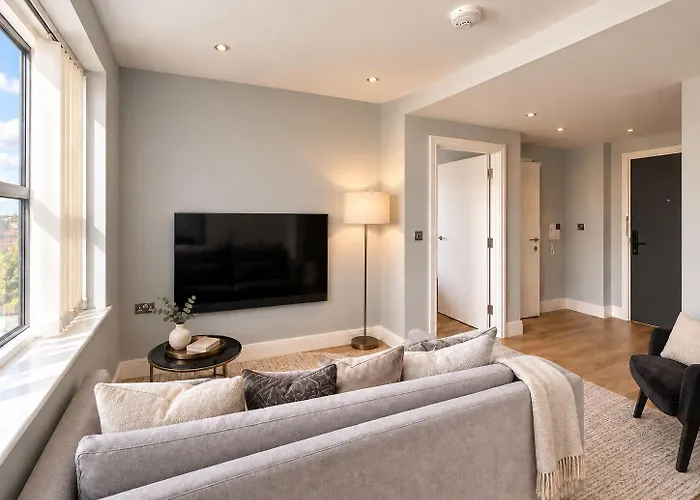Luxurious One Bedroom Apartment In Bond Street