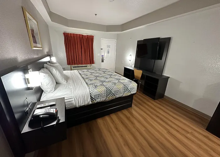 Motel 6 Alvarado Tx