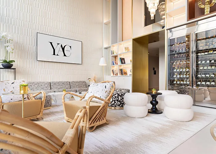 Hotel Yac Paris Clichy, A Member Of Radisson Individuals