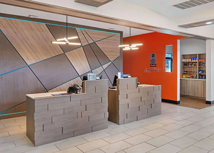 Best Western Plus Executive Residency Carlsbad Hotel