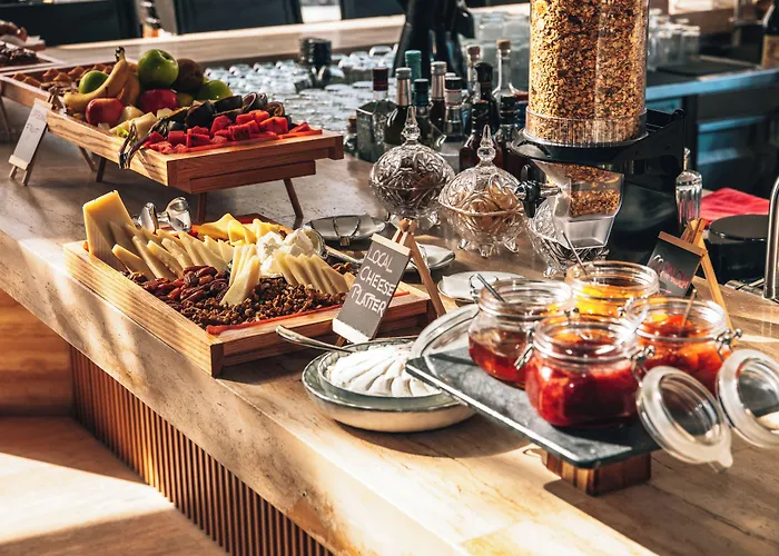 M Boutique Hotel -Designed For Adults