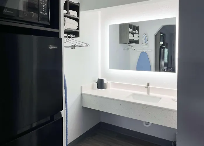 Studio 6 Suites - Lafayette, In