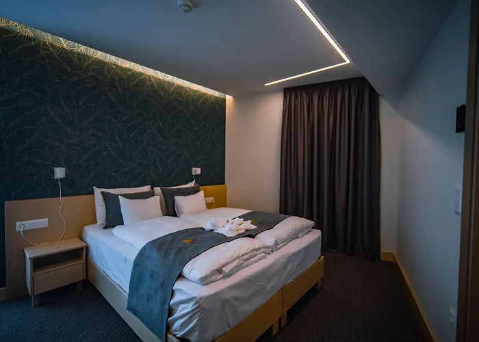 Eleven Business & Sport Hotel