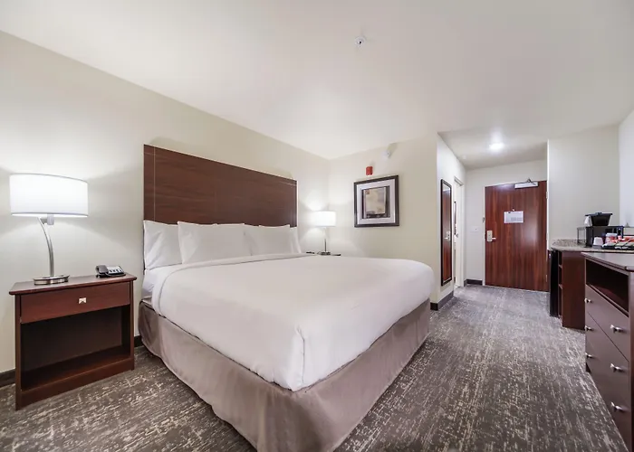 Cobblestone Inn & Suites - Holdrege
