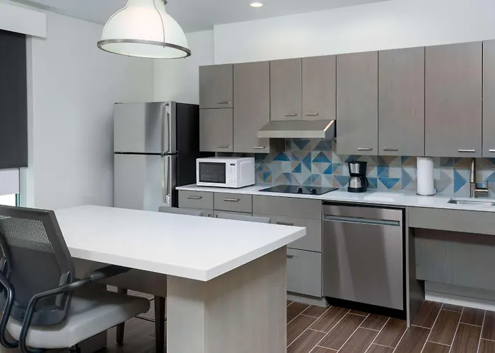 Hyatt House Orlando Airport