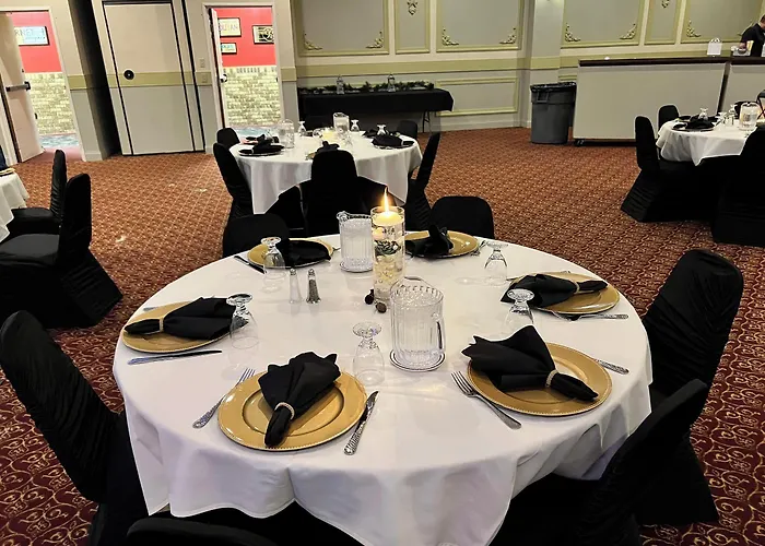 Crookston Inn & Convention Center