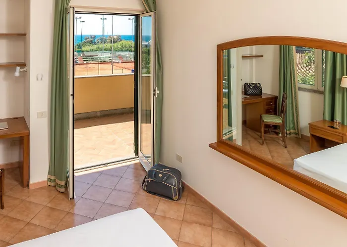 Hotel Baia Del Sole