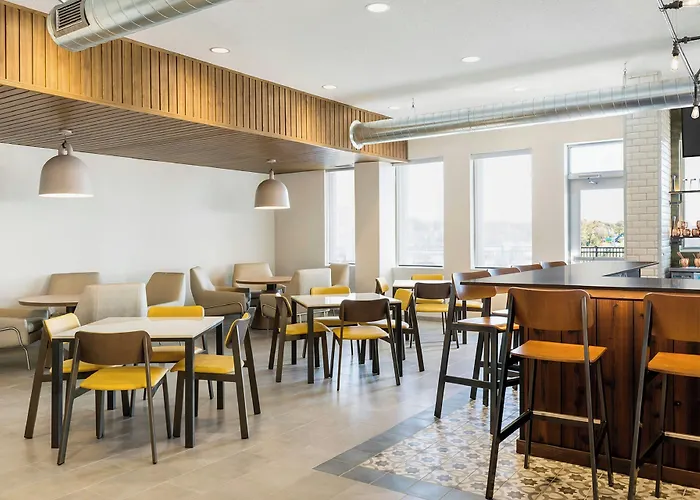 Fairfield Inn & Suites By Marriott Des Moines Downtown