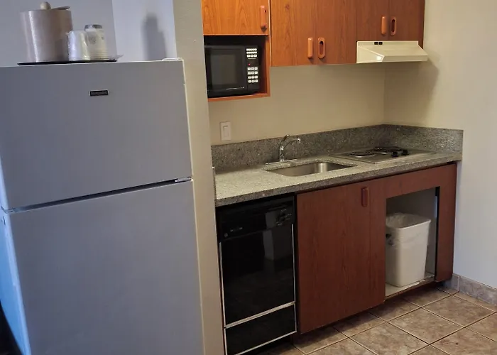 Toppenish Inn And Suites