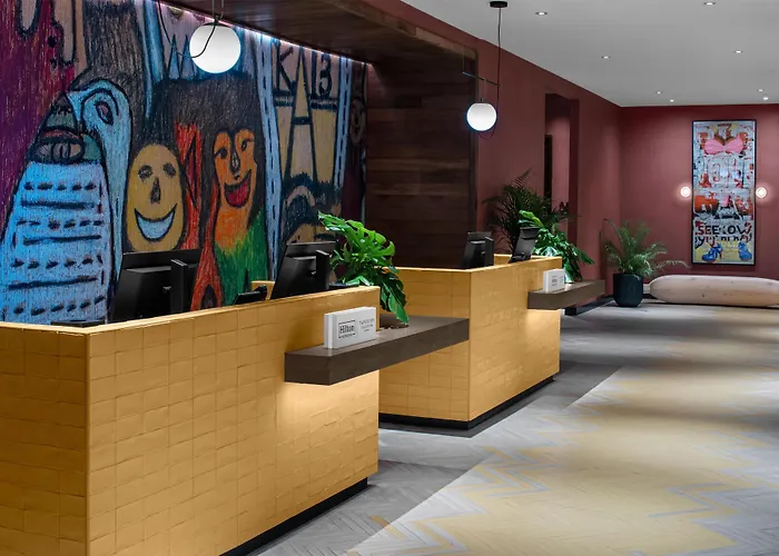 Rok Hotel Kingston, Tapestry Collection By Hilton