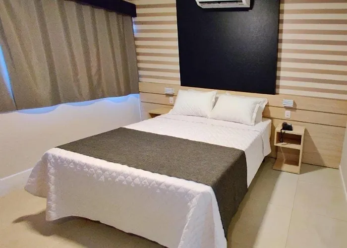 Mogano Express Hotel - PET FRIENDLY e ELETROPOSTO