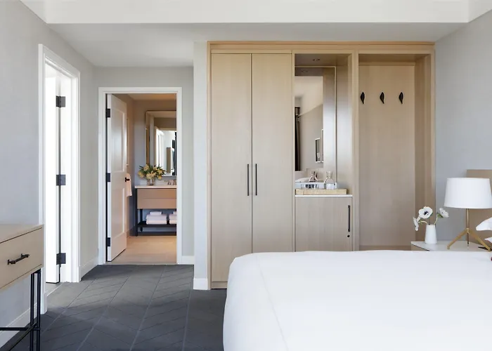 Kimpton - The Forum Hotel By Ihg