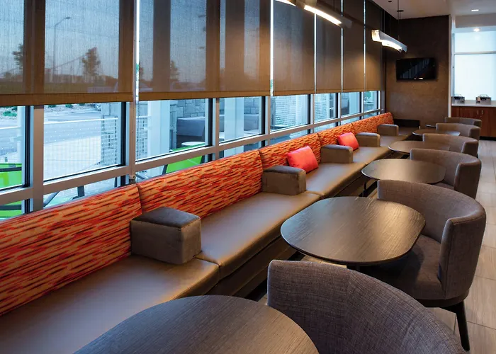 Springhill Suites By Marriott Kansas City Northeast
