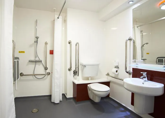 Travelodge Woking Central
