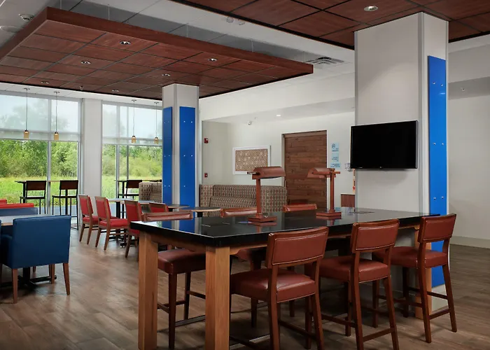 Holiday Inn Express Amherst - Lockport By Ihg